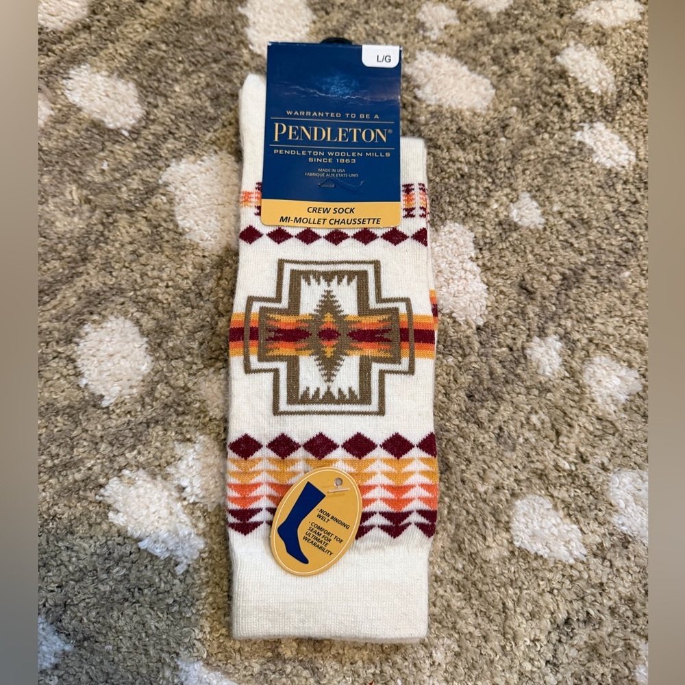 NWT Pendleton Crew Socks Unisex